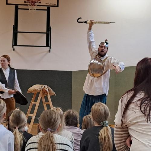 Theaterstück Don Kiwischote